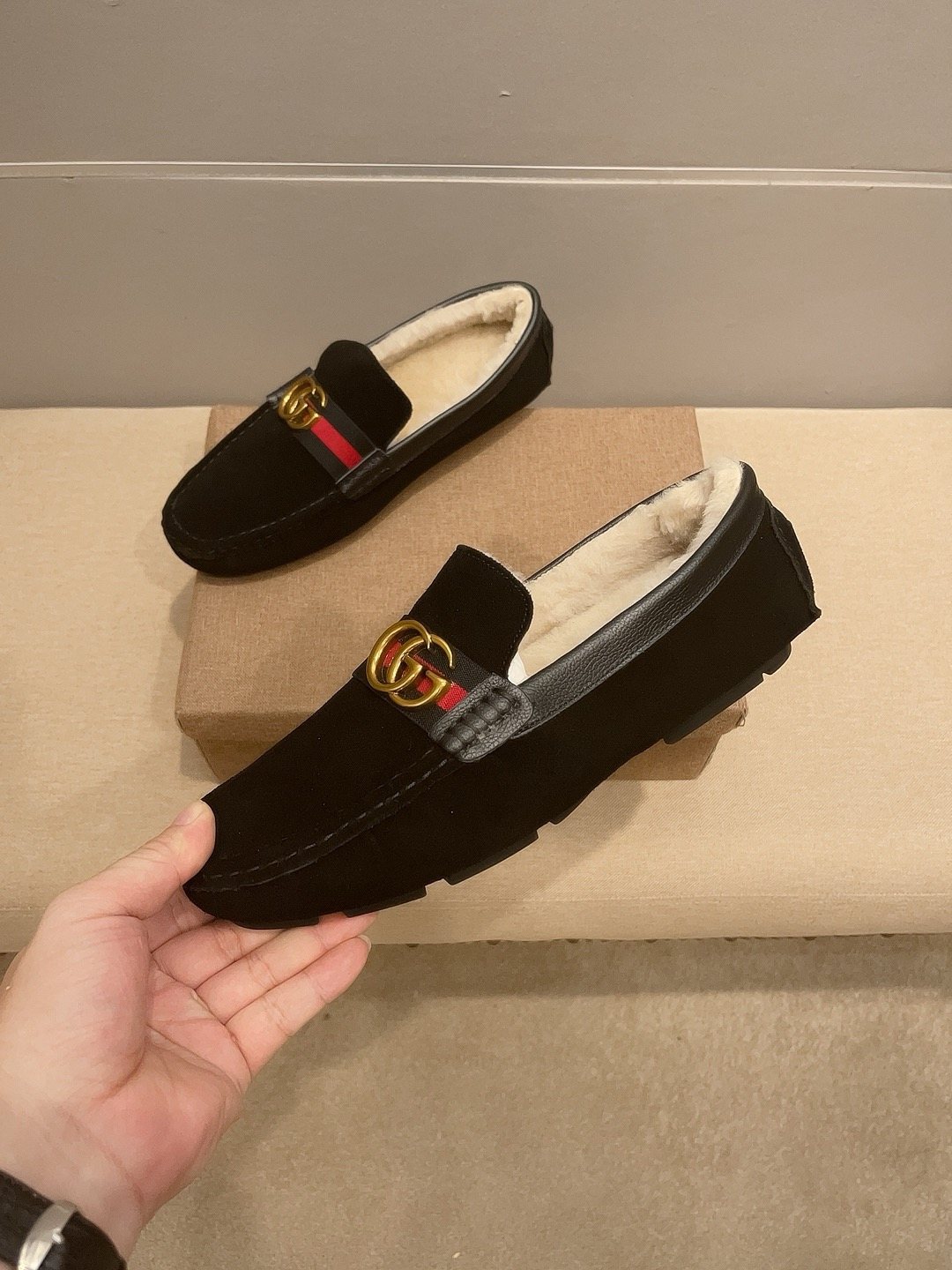 Gucci Men's Black Stripe Plush-Lined Loafers