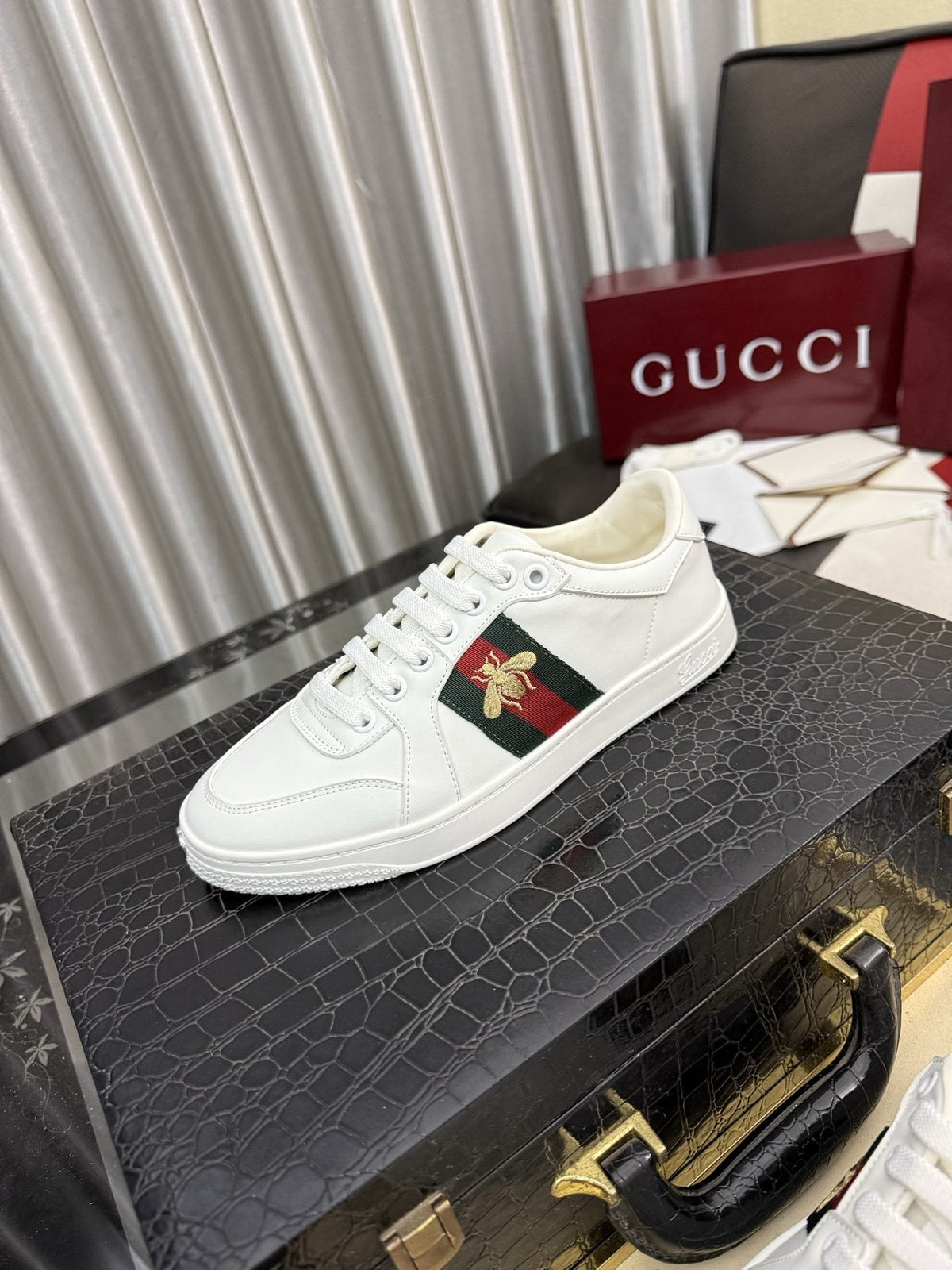 Gucci Green and Red Stripe Bee Sneakers
