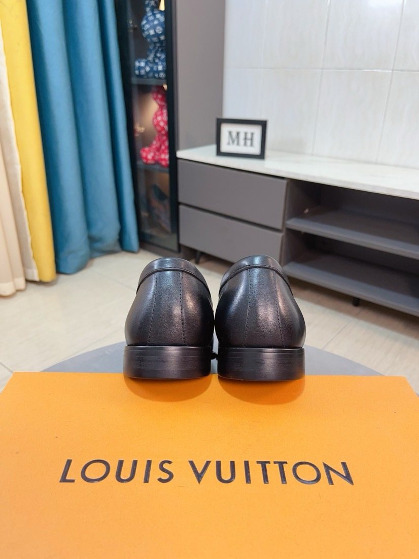 Louis Vuitton Black Metal-Bit Loafers - Low Heel