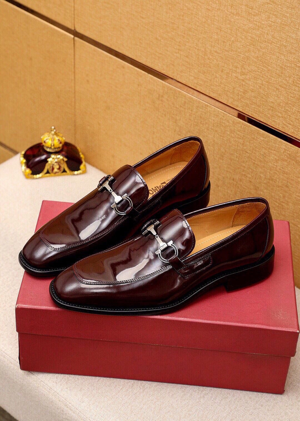 Ferragamo Buckle Leather Loafers